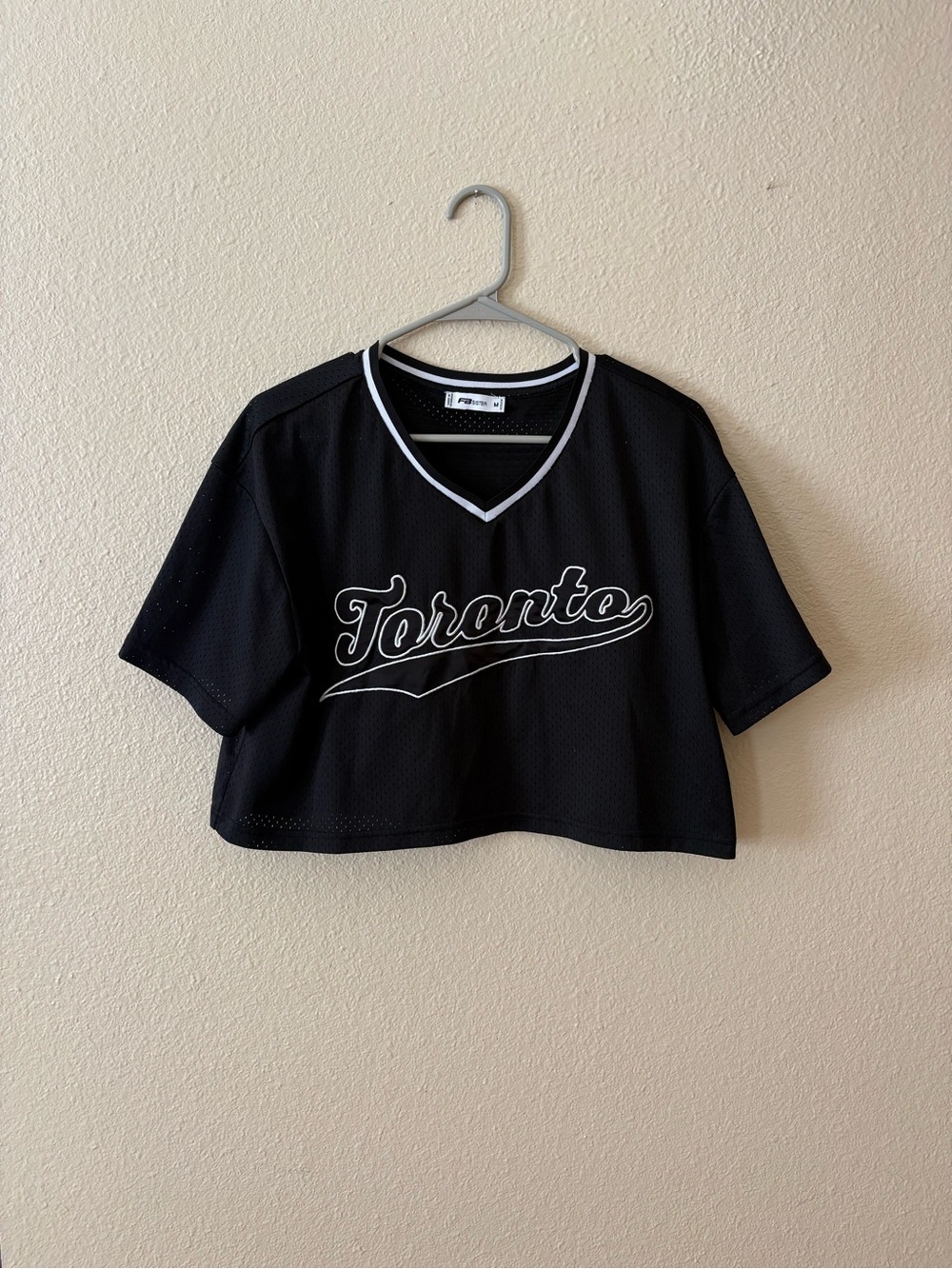 FB Sister Women’s Toronto Cropped Jersey
